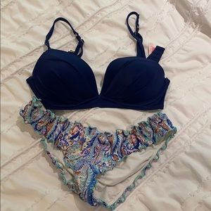 Blue VS bikini